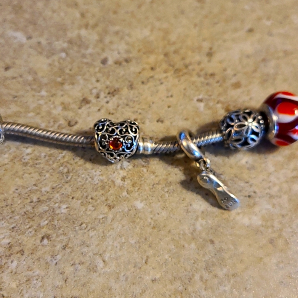 Pandora Heart charm - retired!
